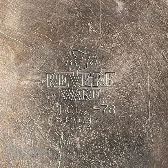 Revere Ware Vintage 1 Quart Sauce Pan with Lid - Picture 8 of 9